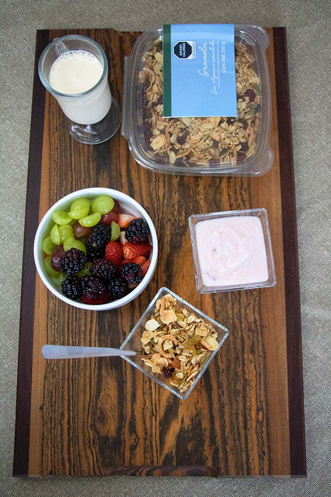 
                  
                    Granola sin azúcar añadida
                  
                